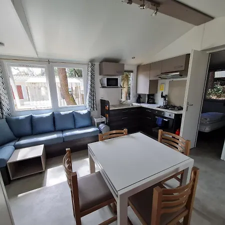 אתר קמפינג Louons Ensemble סן ז'אן דה מון